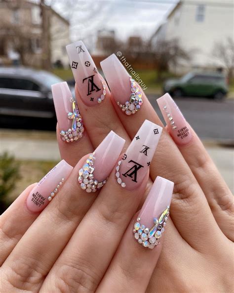 Louis Vuitton designer nails